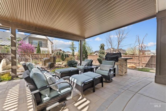 6859 N Maplestone Ave, Meridian, ID 83646