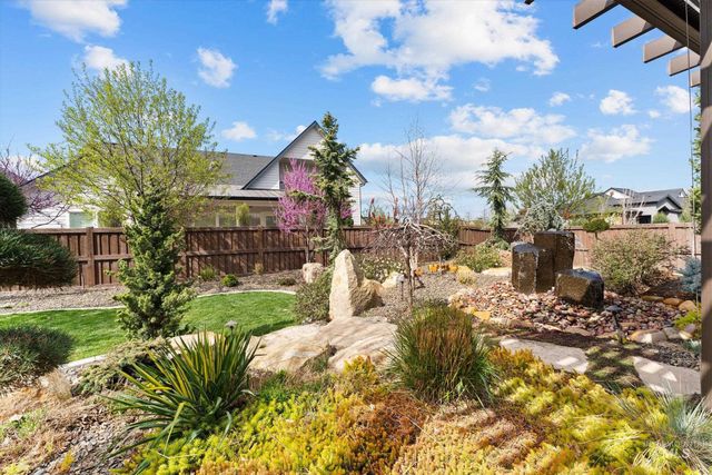 6859 N Maplestone Ave, Meridian, ID 83646