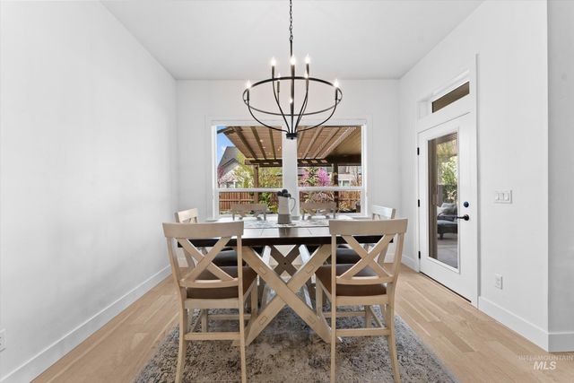 6859 N Maplestone Ave, Meridian, ID 83646