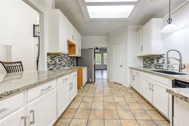 14506 Wadlington Drive, Houston, TX 77044