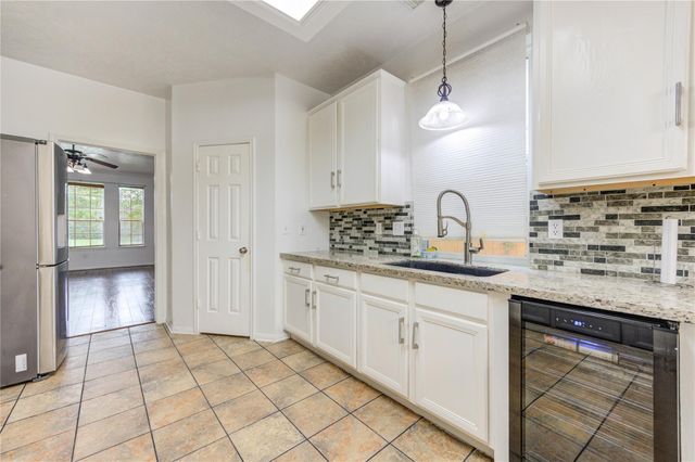 14506 Wadlington Drive, Houston, TX 77044