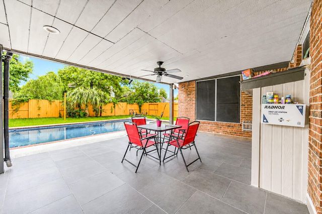 14506 Wadlington Drive, Houston, TX 77044