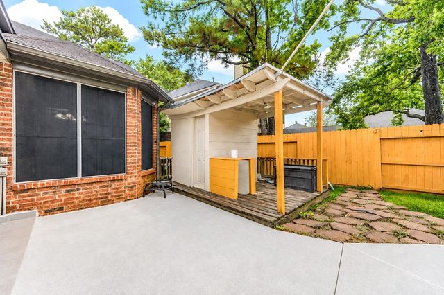 14506 Wadlington Drive, Houston, TX 77044