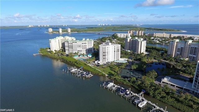 4142 Bay Beach LN 301, Fort Myers Beach, FL 33931