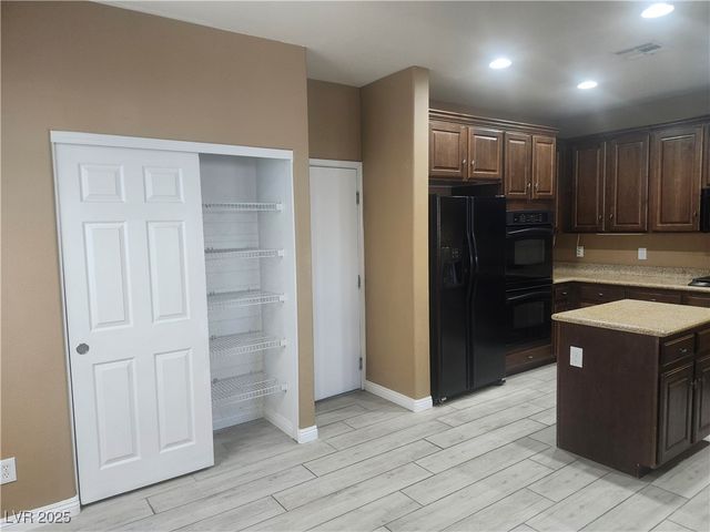 5154 Walbrook Lane, Las Vegas, NV 89148