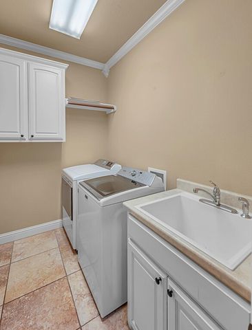 201 Edinburgh, Waco, TX 76712