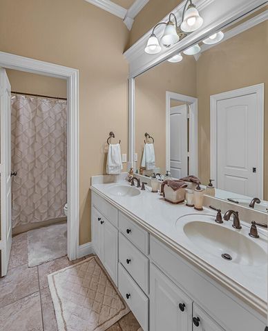 201 Edinburgh, Waco, TX 76712