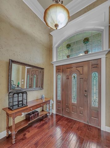 201 Edinburgh, Waco, TX 76712