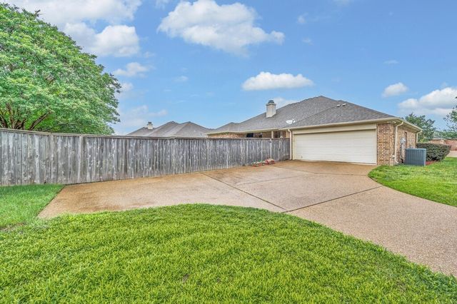 201 Edinburgh, Waco, TX 76712