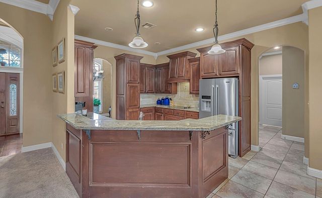 201 Edinburgh, Waco, TX 76712