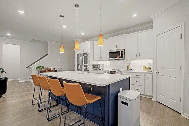 7122 Pepper Tree Cir, Fairview, TN 37062