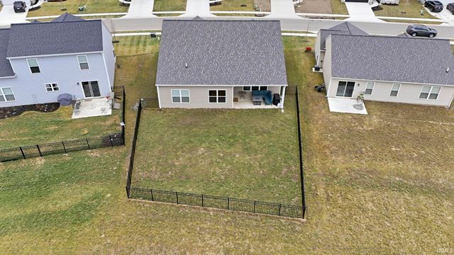 4051 Shadowood Lakes Trail, Fort Wayne, IN 46818