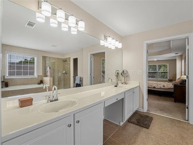 4564 Austin Hills Drive, Suwanee, GA 30024