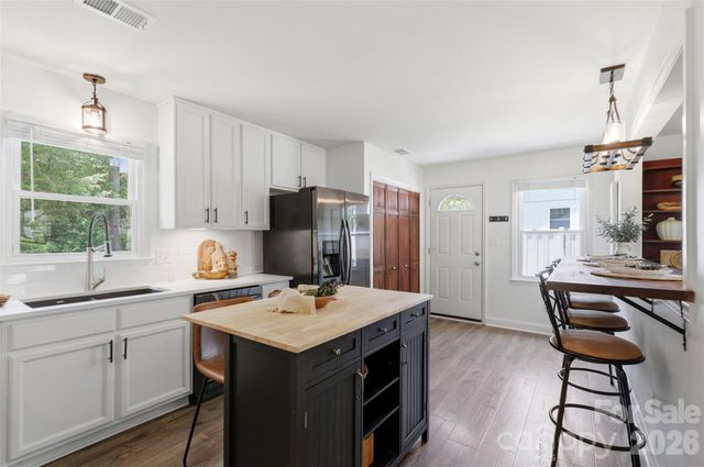 9418 Split Rail Lane, Charlotte, NC 28227