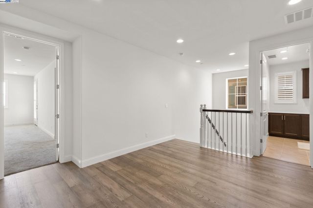 28719 Vista Grande Dr, Hayward, CA 94544