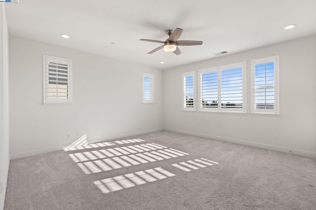 28719 Vista Grande Dr, Hayward, CA 94544