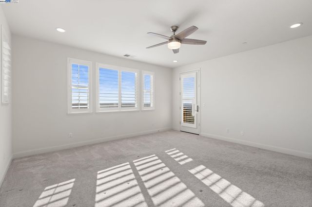 28719 Vista Grande Dr, Hayward, CA 94544