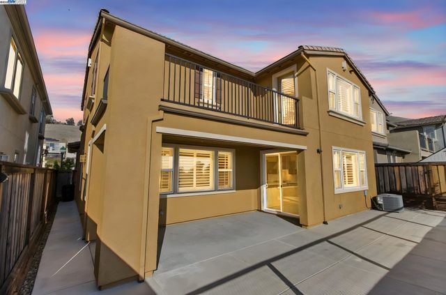 28719 Vista Grande Dr, Hayward, CA 94544