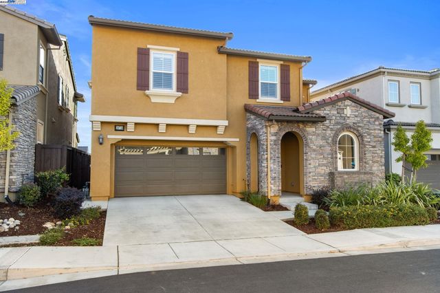 28719 Vista Grande Dr, Hayward, CA 94544