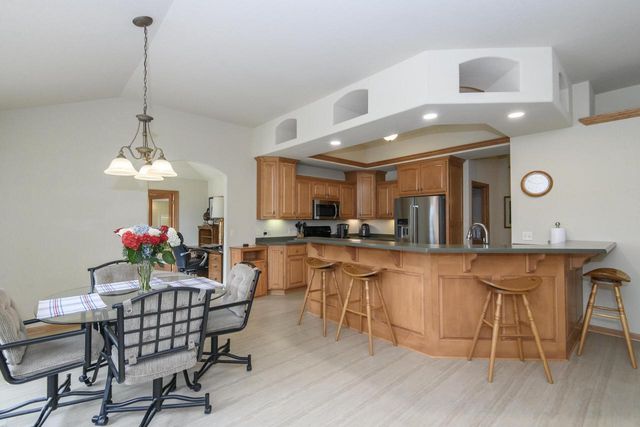 N5158 Union Hill ROAD, Oconomowoc, WI 53066