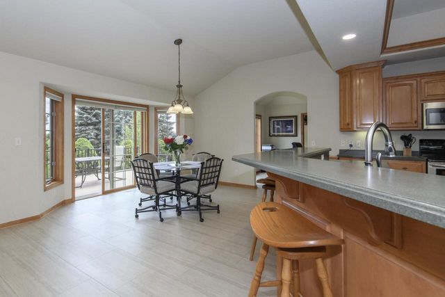 N5158 Union Hill ROAD, Oconomowoc, WI 53066