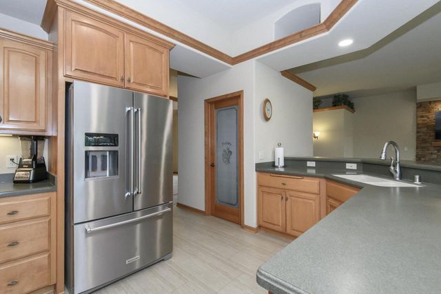 N5158 Union Hill ROAD, Oconomowoc, WI 53066
