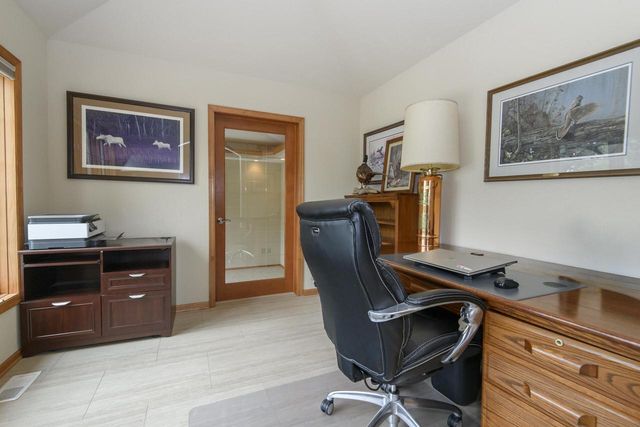 N5158 Union Hill ROAD, Oconomowoc, WI 53066