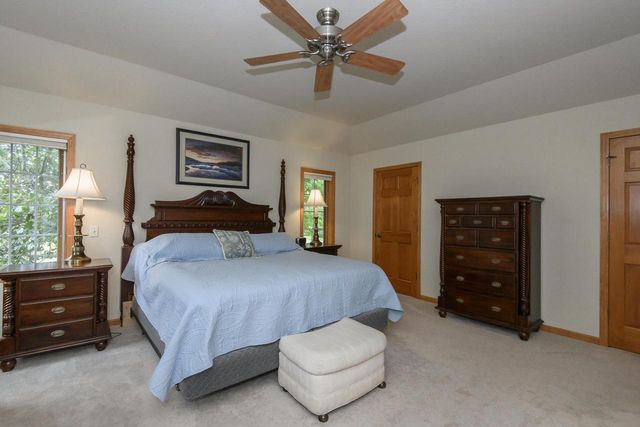 N5158 Union Hill ROAD, Oconomowoc, WI 53066