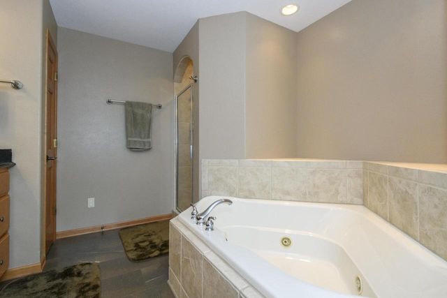 N5158 Union Hill ROAD, Oconomowoc, WI 53066