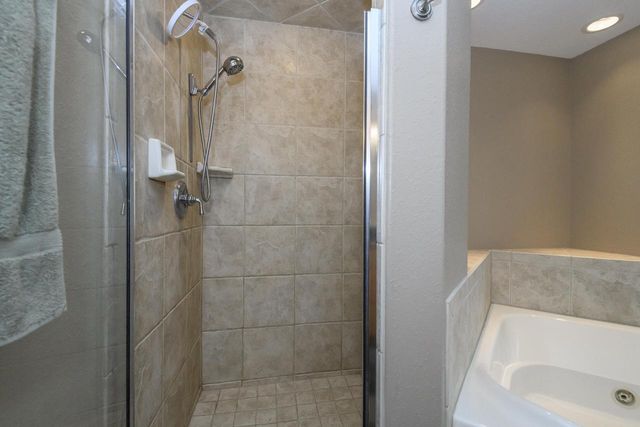 N5158 Union Hill ROAD, Oconomowoc, WI 53066