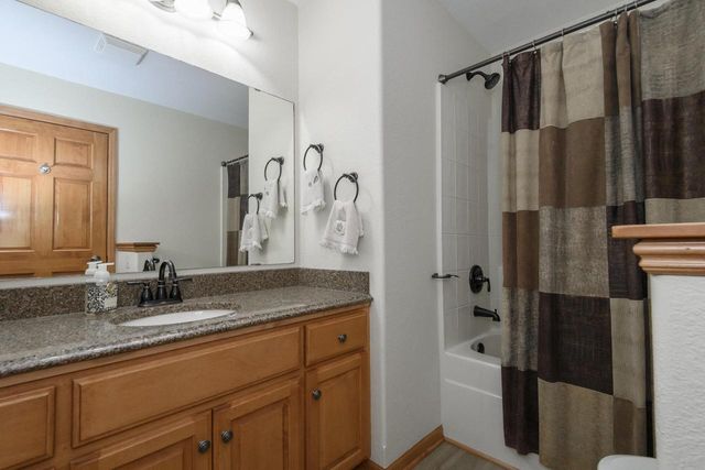 N5158 Union Hill ROAD, Oconomowoc, WI 53066