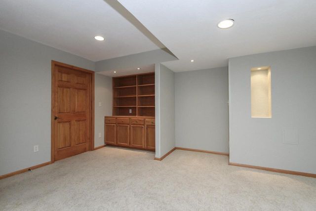 N5158 Union Hill ROAD, Oconomowoc, WI 53066