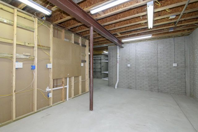 N5158 Union Hill ROAD, Oconomowoc, WI 53066