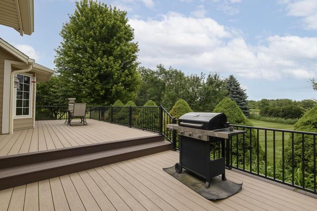 N5158 Union Hill ROAD, Oconomowoc, WI 53066