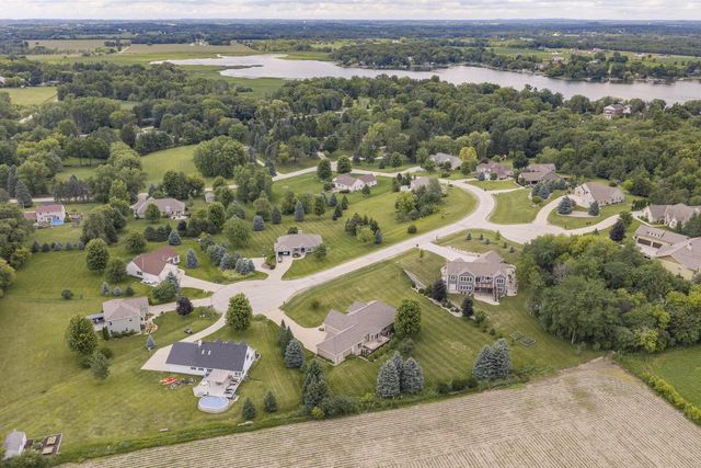 N5158 Union Hill ROAD, Oconomowoc, WI 53066