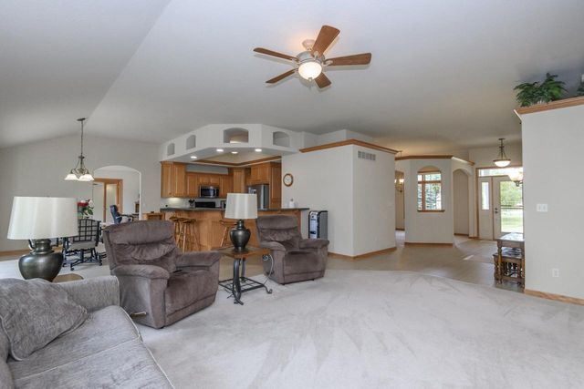 N5158 Union Hill ROAD, Oconomowoc, WI 53066