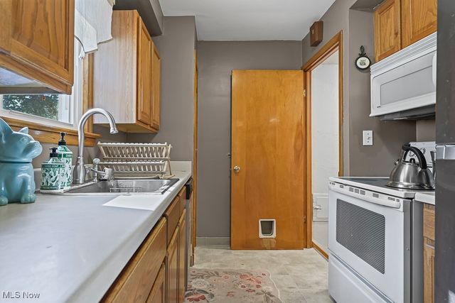 36116 Skytop Lane, Willoughby, OH 44094