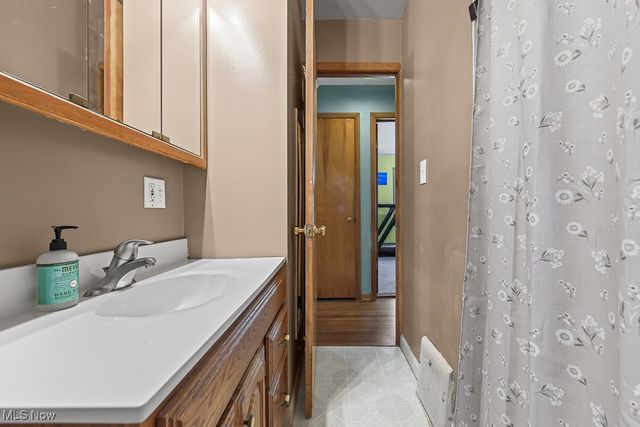 36116 Skytop Lane, Willoughby, OH 44094