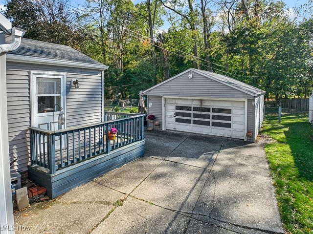 36116 Skytop Lane, Willoughby, OH 44094