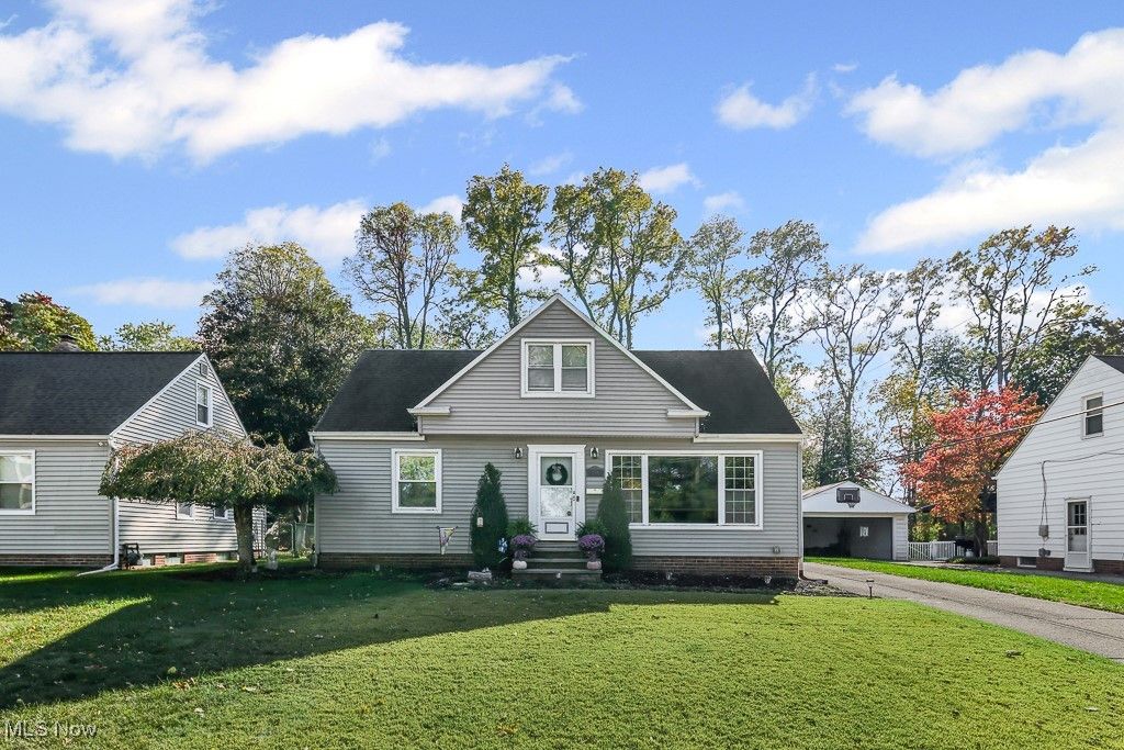 36116 Skytop Lane, Willoughby, OH 44094