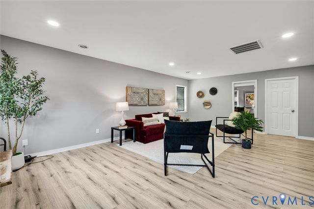2117 Wood St, Richmond, VA 23223