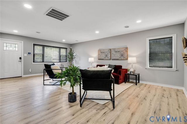 2117 Wood St, Richmond, VA 23223
