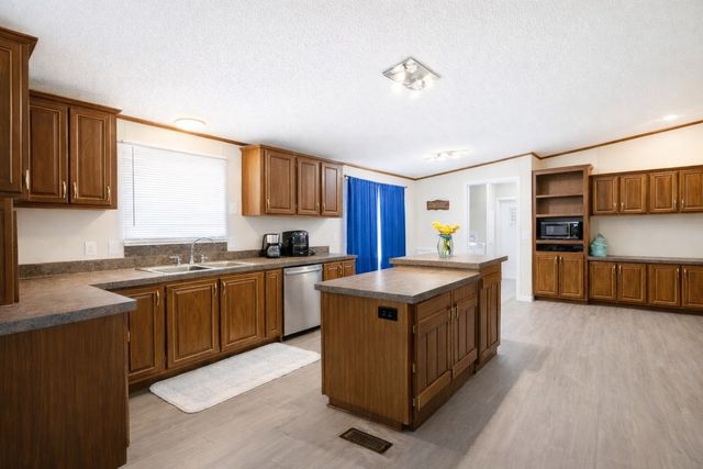 6013 Idaho Trail, Granbury, TX 76048