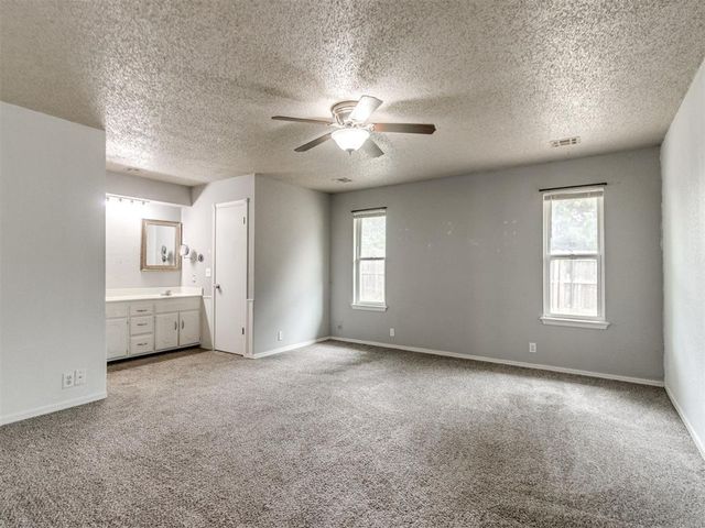 2717 Rolling Hills Terrace, Edmond, OK 73012