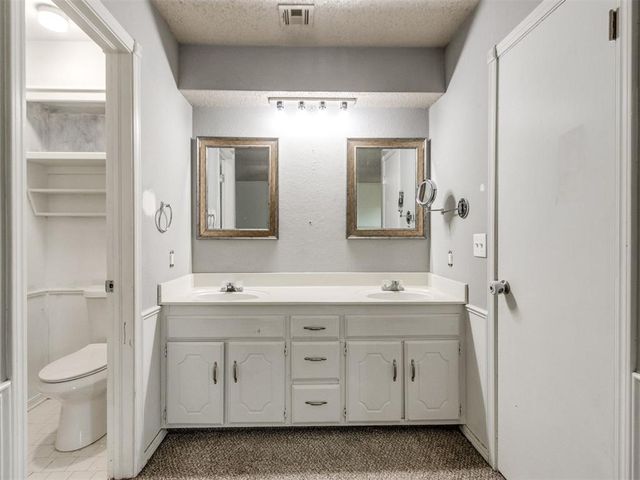 2717 Rolling Hills Terrace, Edmond, OK 73012