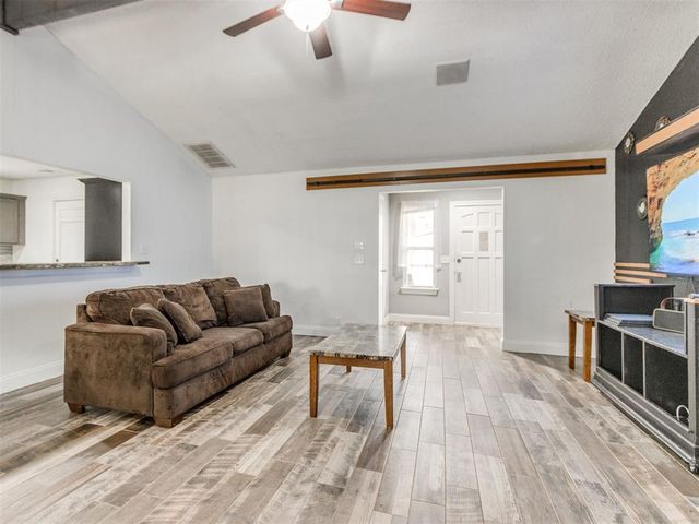 2717 Rolling Hills Terrace, Edmond, OK 73012