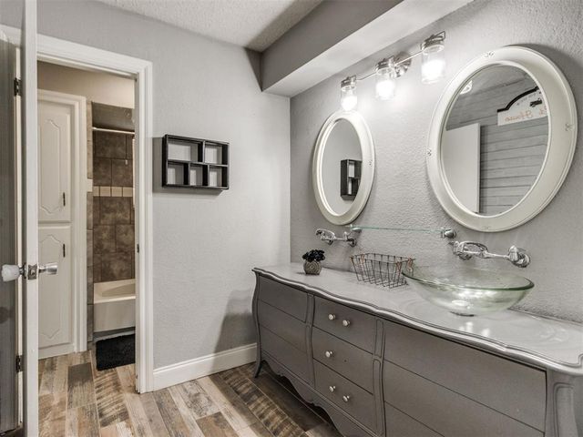 2717 Rolling Hills Terrace, Edmond, OK 73012