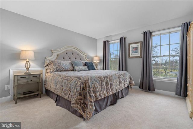 2062 SILVERWOOD DR, Newtown, PA 18940