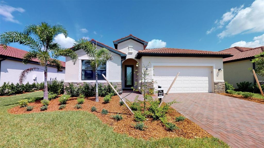 15124 SERENE SHORES LOOP, Lakewood Ranch, FL 34211