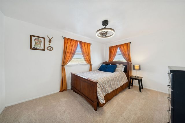 68 Barnhart Rd, Hempfield Twp, PA 15601